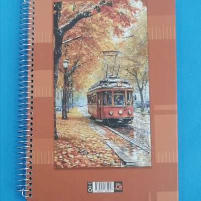 دفتر 100 برگ جلد سخت طرح سه بعدی دختر پاییزی