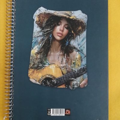 دفتر 100 برگ جلد سخت طرح سه بعدی دختر گیتاریست